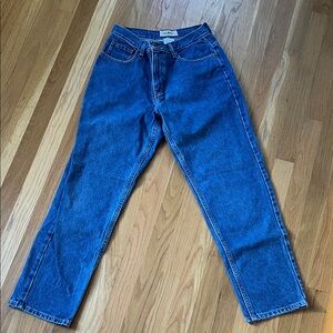 L.L. Bean Women’s Classic Fit Blue Jeans, Size 6 Petite